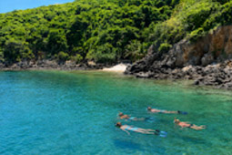 เกาะทะลุ