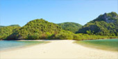 A pristine island: เกาะพะลวย A pristine island: เกาะพะลวย
