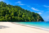 พักผ่อน ว่ายน้ำ ดำน้ำตื้นริมหาด พักผ่อน ว่ายน้ำ ดำน้ำตื้นริมหาด