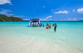 On the Island, In the Villa: 2 วัน 1 คืน On the Island, In the Villa: 2 วัน 1 คืน