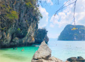 The Blue Lagoon: 1 วัน The Blue Lagoon: 1 วัน
